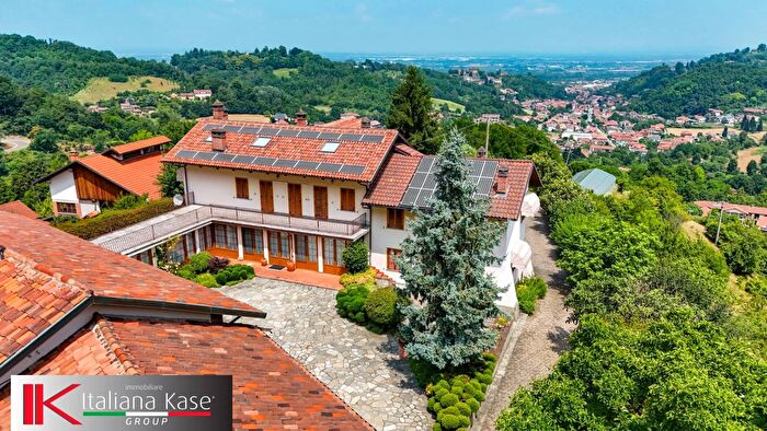 Casa con 20 locali in vendita in Str della Madonnina, Castiglione Torinese