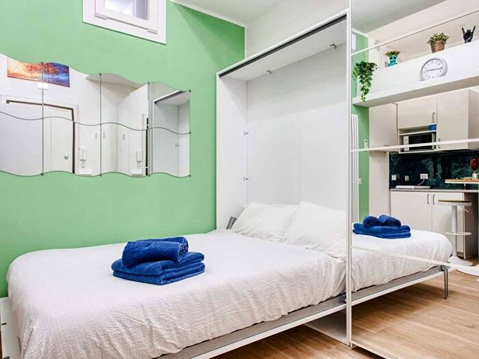 Appartamento in affitto in Via Pietro Calvi, Piave Tricolore, Milano