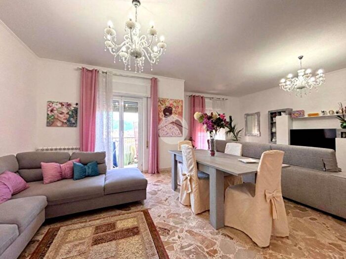 Appartamento quadrilocale in affitto in Via Enrico Fermi, Noce, Palermo