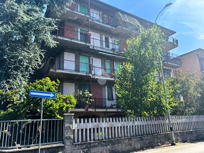 Appartamento trilocale in vendita in Via Ugo Foscolo, Belgioioso