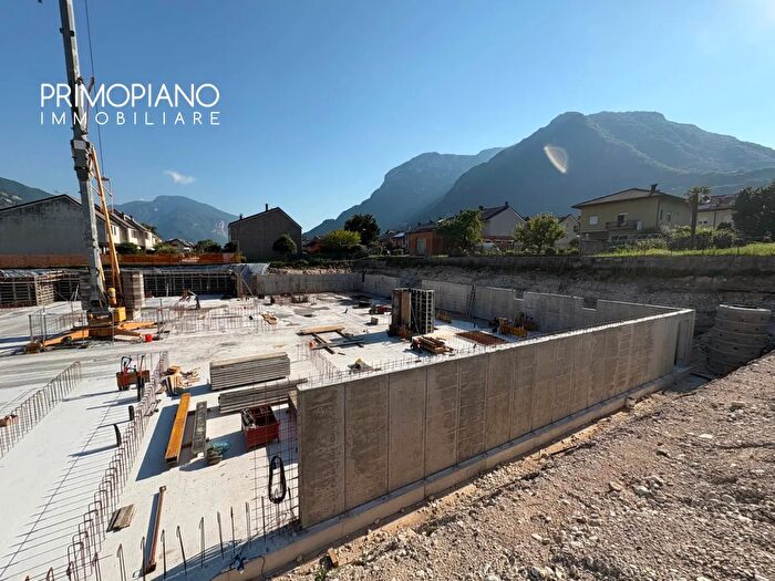 Appartamento trilocale in vendita in Via del Porto, Aldeno