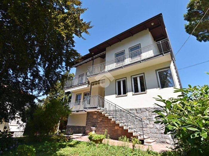 Appartamento quadrilocale in affitto in Via San Pietro Martire, Ivrea