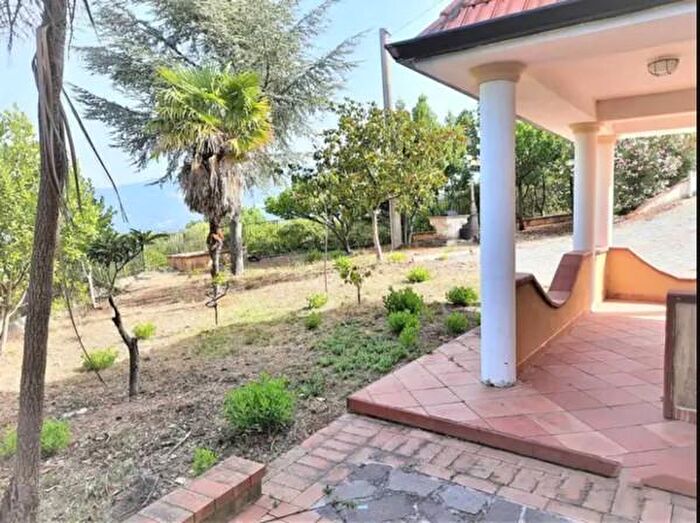 Casa con 6 locali in vendita in Strada Regionale Raccor, Ponzano Romano