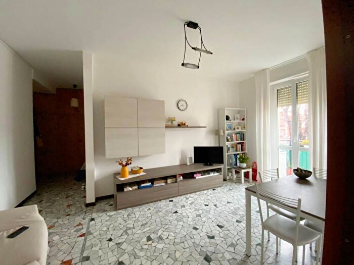 Appartamento bilocale in affitto in Via Filippo Baldinucci, Dergano, Milano