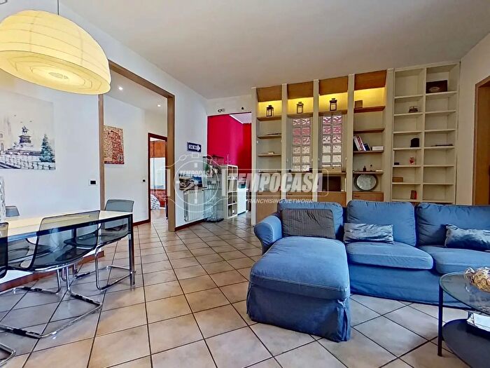 Appartamento trilocale in vendita in Via Sanzio, Lissone