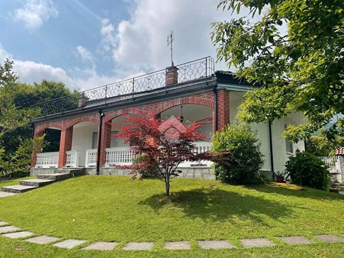 Casa con 7 locali in vendita in Via San Vincenzo, Bibiana