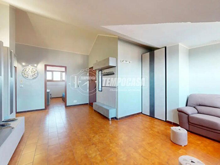 Appartamento quadrilocale in vendita in Via Verona, Cherasco