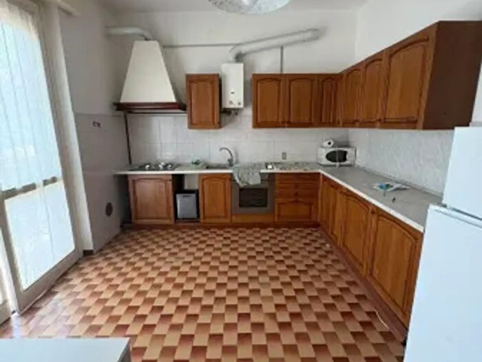 Appartamento trilocale in vendita in Via Cuneo, Canegrate