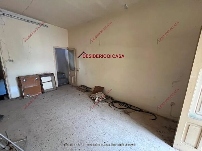 Appartamento trilocale in vendita in Via Papa Giovanni XXIII Carini Pa Italia, Carini