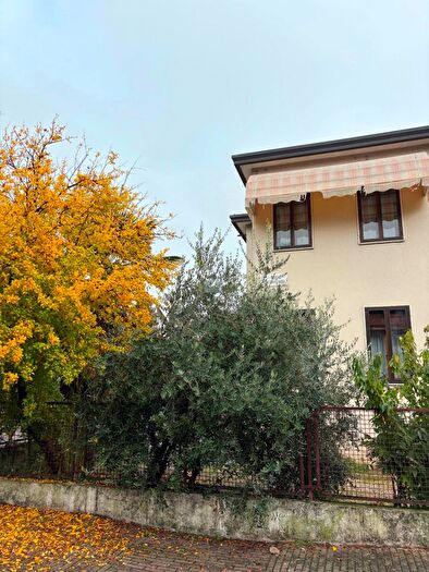 Casa con 10 locali in vendita in Padova