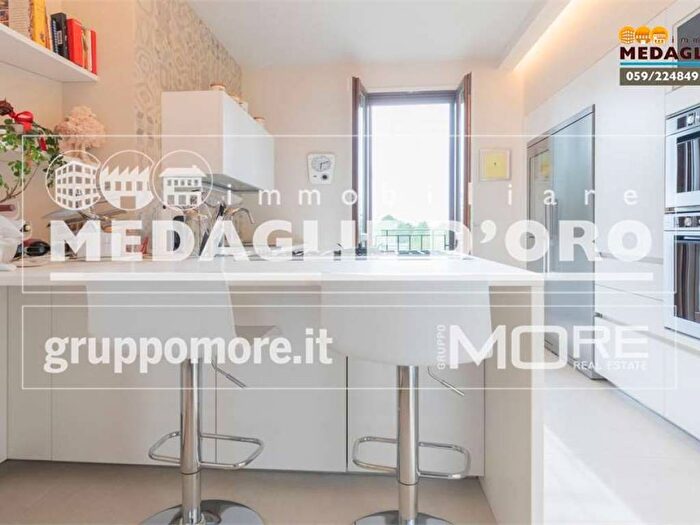 Appartamento con 5 locali in affitto in Golf Club, Formigine