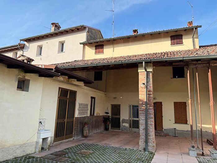 Case in Vendita e in Affitto - 3