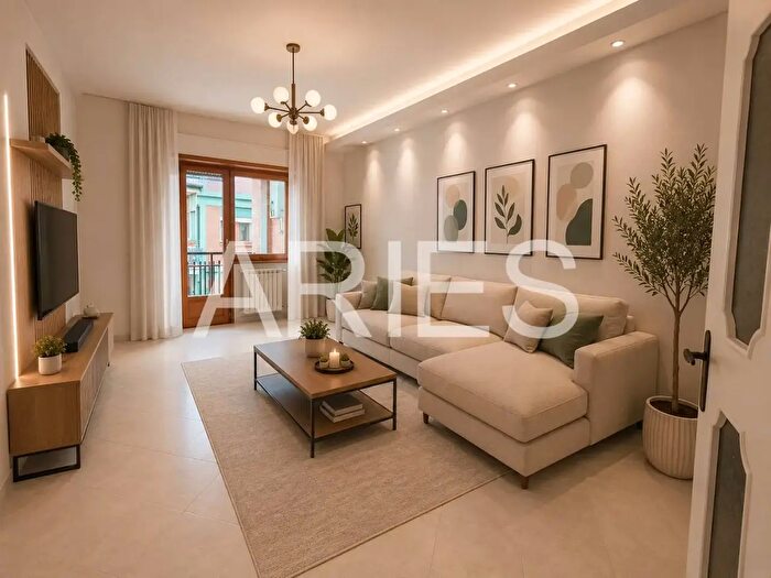 Appartamento trilocale in vendita in Viale dei Promontori, Roma