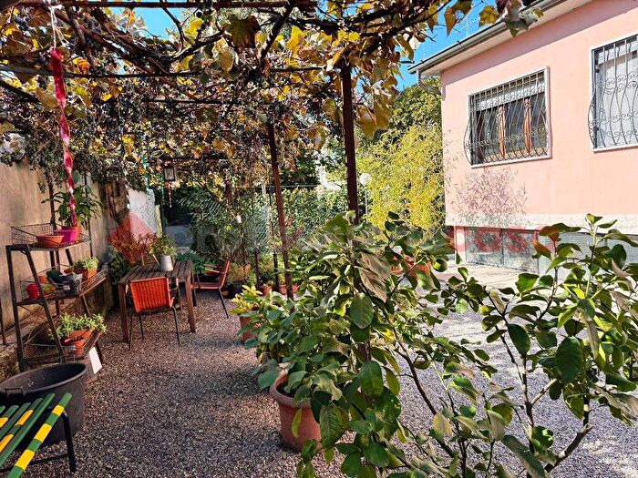 Appartamento trilocale in vendita in Via Milano, Pioltello