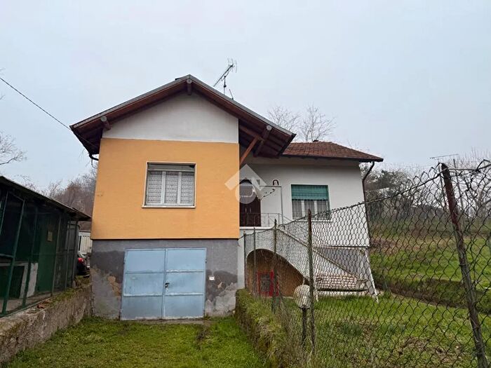 Casa trilocale in vendita in Frazione Ronchi, Mornico Losana