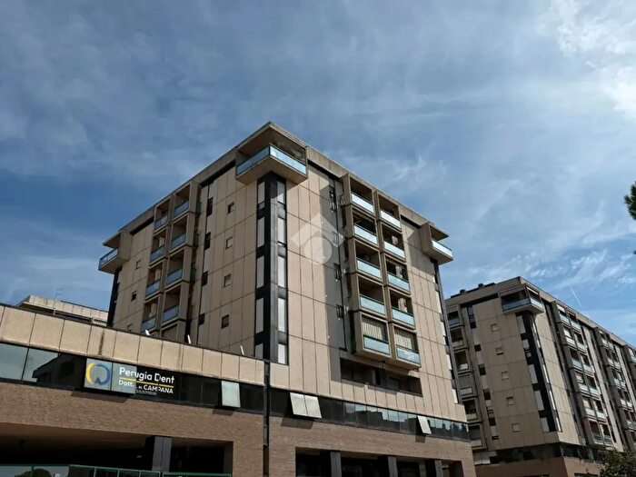 Appartamento trilocale in vendita in Via Martiri dei Lager, Perugia