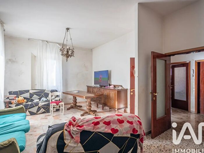 Appartamento con 5 locali in vendita in Via Roma, Castelplanio
