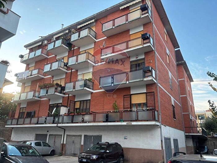 Appartamento quadrilocale in vendita in Viale Marconi, Lanciano
