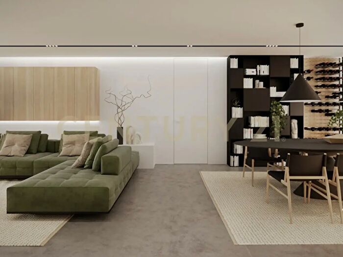 Appartamento con 5 locali in vendita in Via Molinari, Pordenone