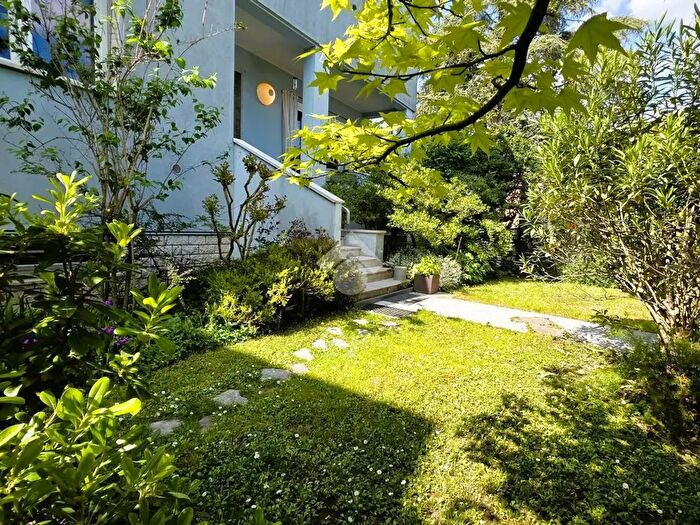 Casa quadrilocale in vendita in Via Cisa, Borgo Virgilio