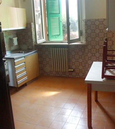 Appartamento con 5 locali in vendita in Via Montegrappa, Jesi