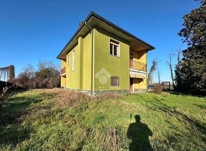 Casa trilocale in vendita in Località Ciocchera, Rivolta DAdda