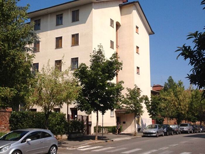 Appartamento bilocale in affitto in Via Ardengo Folperti, Città Giardino, Pavia