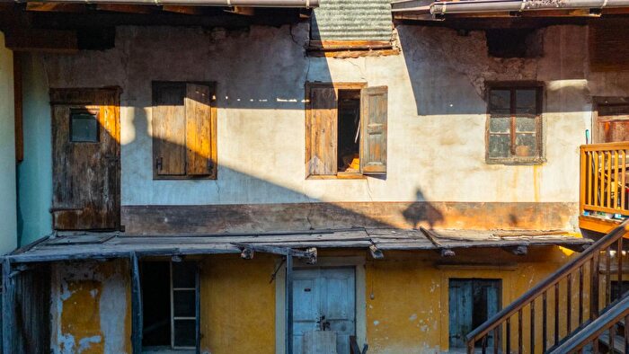 Case in Vendita e in Affitto - 3