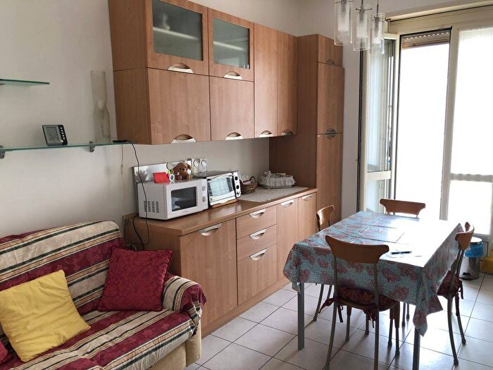Appartamento trilocale in affitto in Via Oropa, Vanchiglietta, Torino