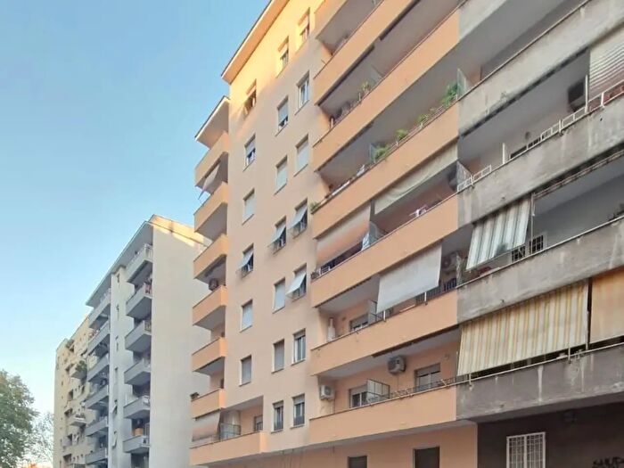 Appartamento bilocale in vendita in Via Val Savio, Roma