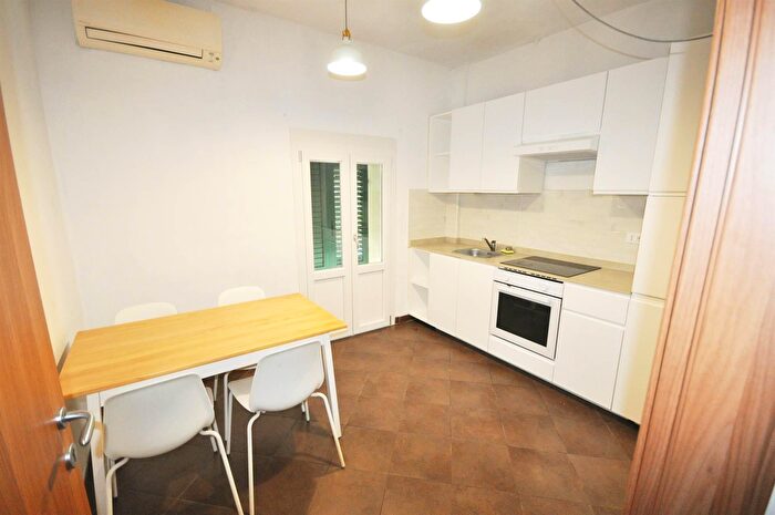 Appartamento con 5 locali in affitto in Via Sarzana, La Spezia