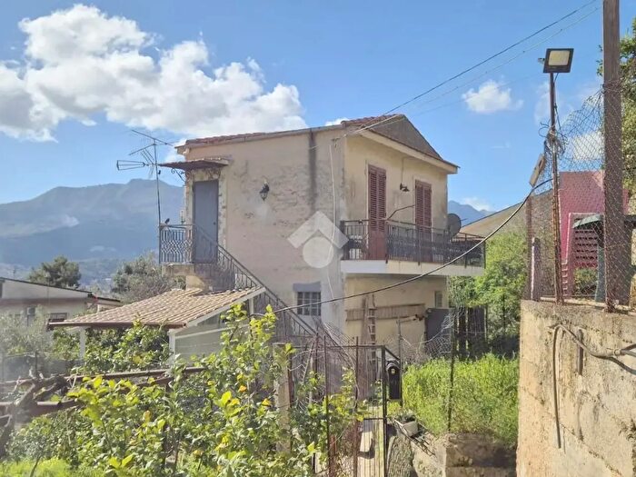 Casa bilocale in affitto in Str Ferrata, Monreale