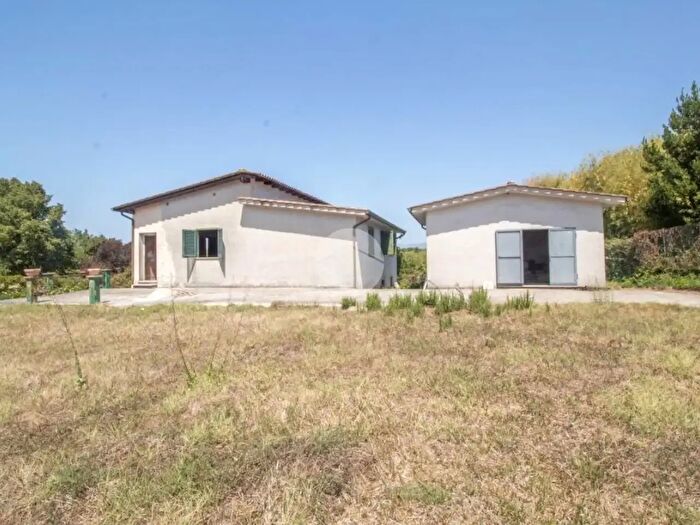 Casa quadrilocale in vendita in Str di Colle Pedeschiavo, Palombara Sabina
