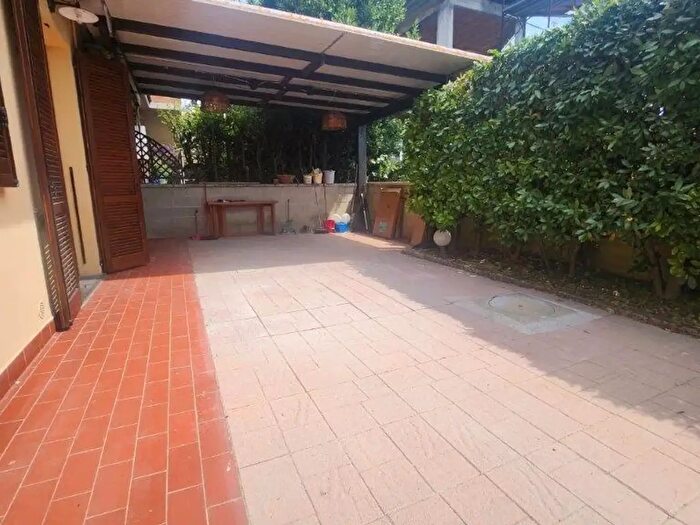 Appartamento quadrilocale in affitto in Calcinaia