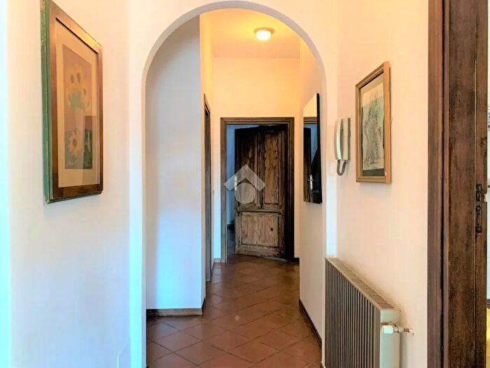 Appartamento trilocale in affitto in Via del Commercio, Catanzaro