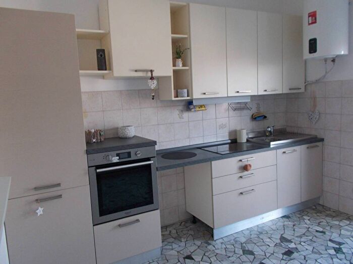 Appartamento bilocale in affitto in Via Giuseppe Locatelli, Saronno