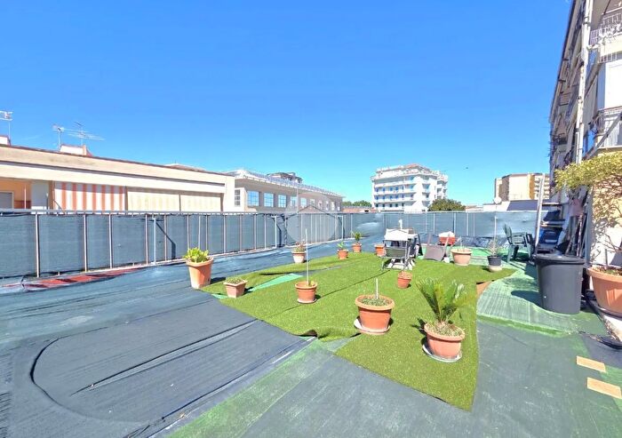 Appartamento bilocale in vendita in Via Cavour, Casoria