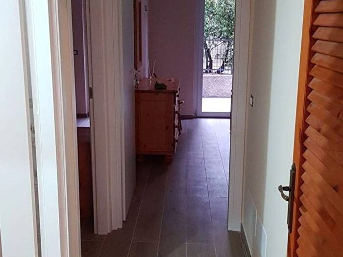 Appartamento trilocale in affitto in Via Calabretta, Soverato Marina, Soverato
