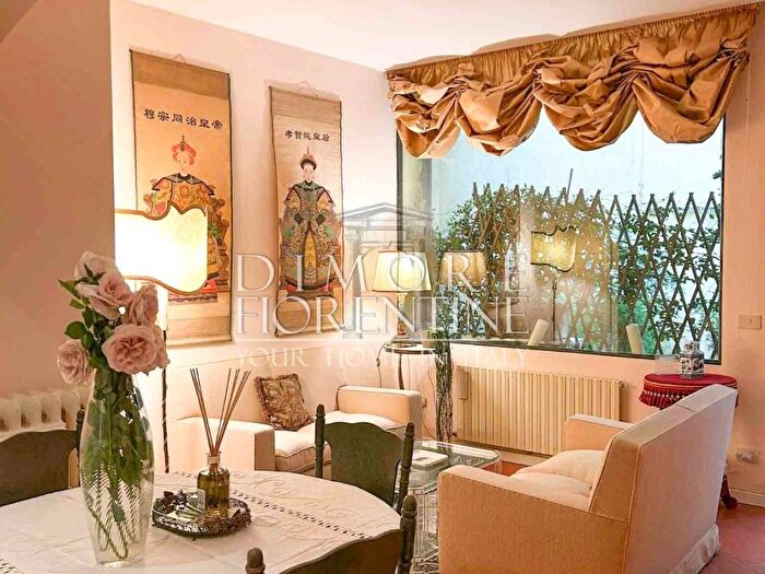 Appartamento quadrilocale in affitto in Via Maggio, Santo Spirito, Firenze