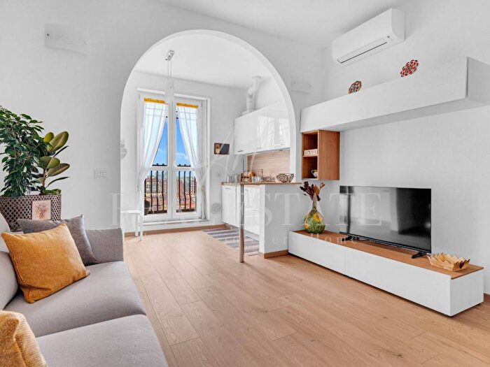 Appartamento trilocale in affitto in Via Sartirana, Centro, Bollate