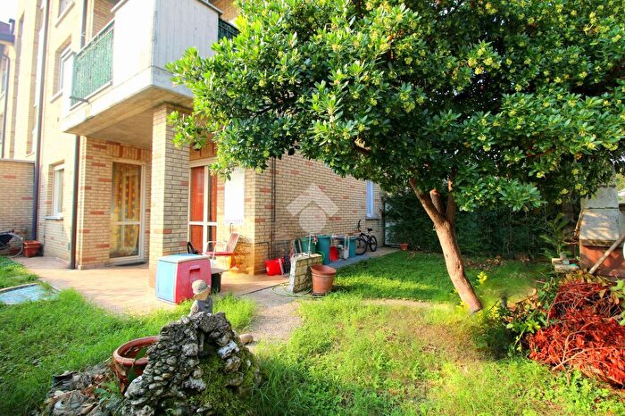 Appartamento bilocale in vendita in Largo Wolfgang Amadeus Mozart, Caronno Pertusella