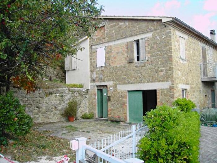 Appartamento quadrilocale in vendita in Via Montegrappa, Jesi