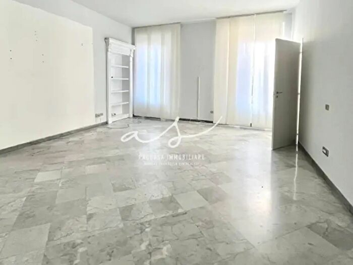 Appartamento con 6 locali in vendita in La Spezia