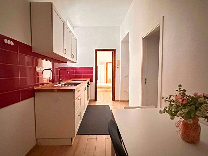 Appartamento bilocale in affitto in Via Nilo, Centro Storico, Napoli