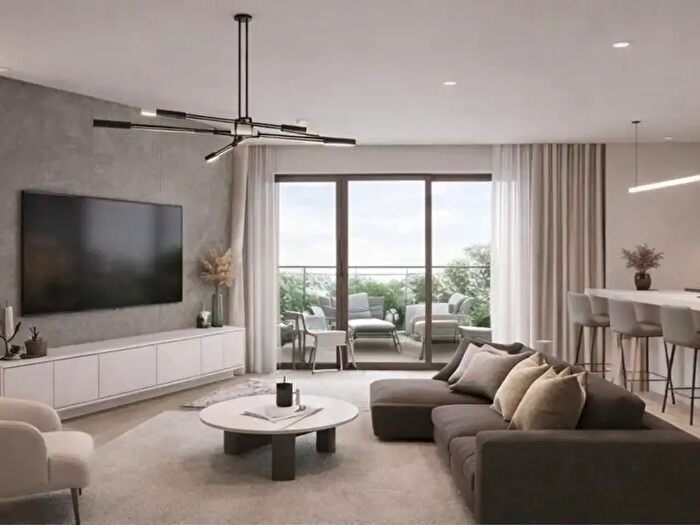 Appartamento trilocale in vendita in Capraia E Limite