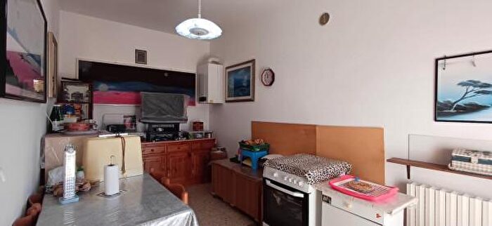 Appartamento trilocale in vendita in Via delle Mura, Montegiorgio