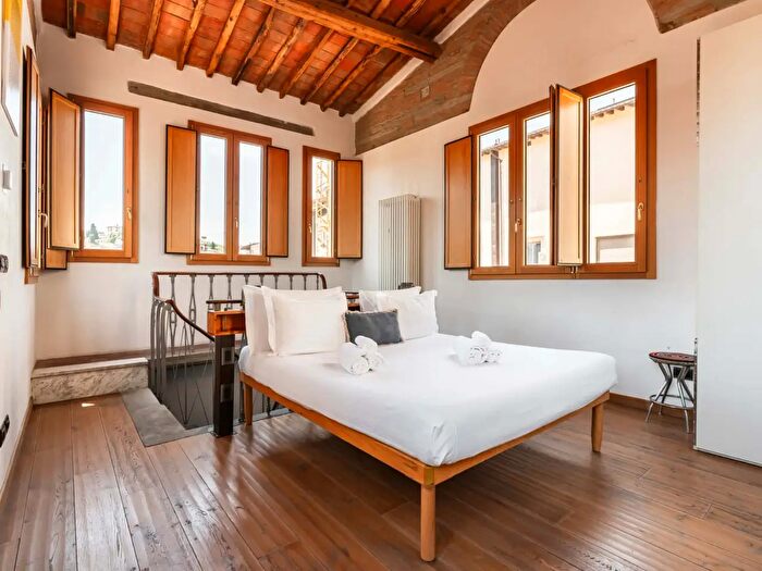 Appartamento monolocale in affitto in Via della Ninna, Firenze