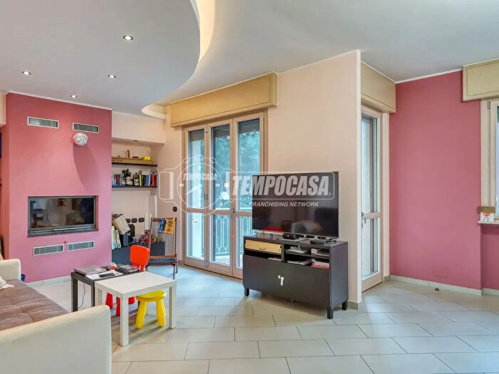 Appartamento trilocale in vendita in Varese