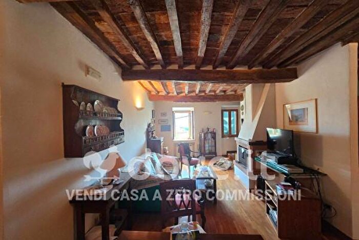 Appartamento quadrilocale in vendita in Via dei Forni, Chianciano Terme