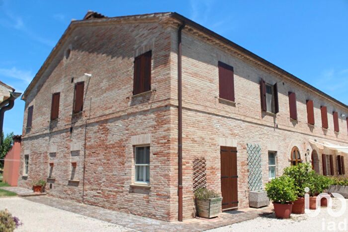Casa con 8 locali in vendita in Via Caio Muzio Scevola, Fano